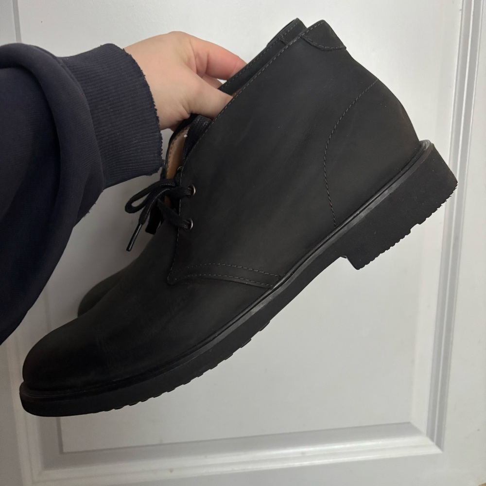 Clarks Men’s 12 Black Leather Lace Up Chukka Casual Dress Office Boots